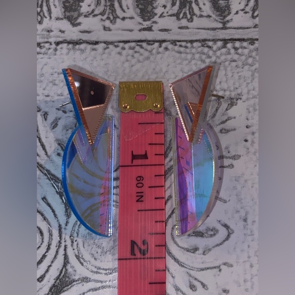 Brand New Geometric Iridescent Statement Earrings Cool, Fun Half ⭕️ &🔺🔻Shapes - Picture 3 of 8